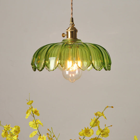 Retro Charm Meets Modern Functionality: The Green Glass Scalloped Pendant Light