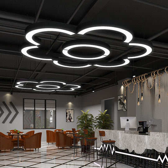 Daniel’s Modern Arc Pendant - Sleek Led Light For Spacious Areas