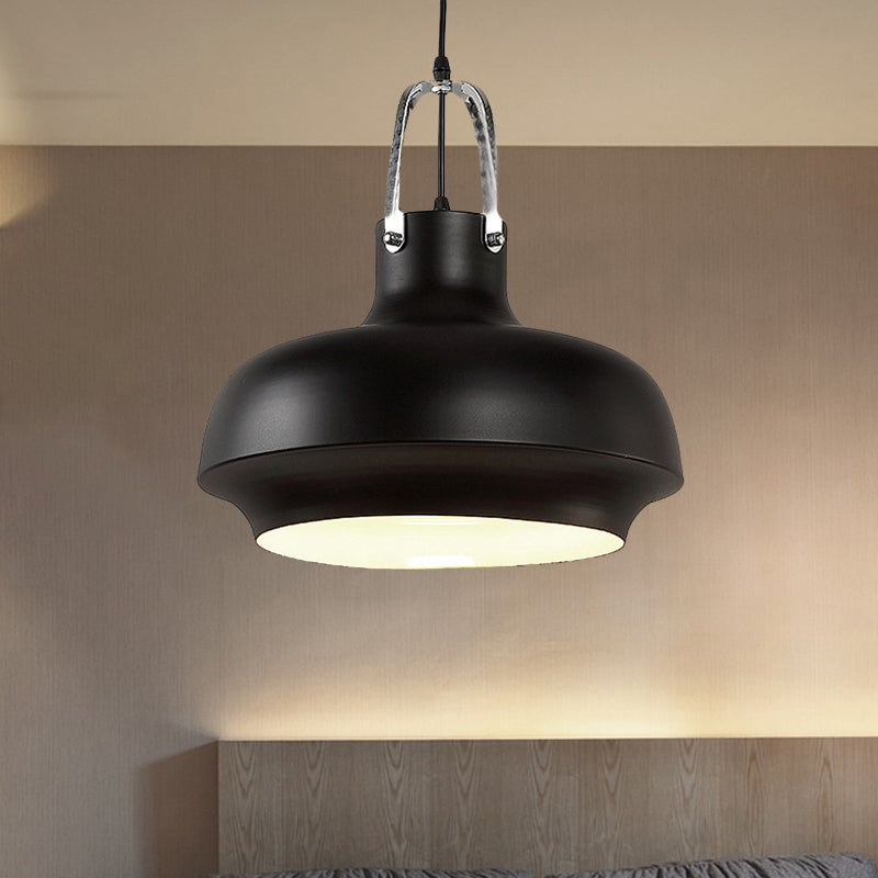 Juliana: The Edgar Pendant Lamp Black / 10’