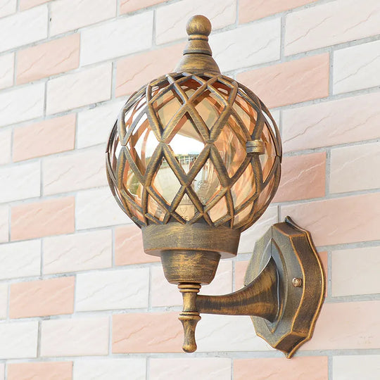 Outdoor Wall Lamp - Retro Design Waterproof Ideal For Balconies Gardens Villas And Exterior Decor