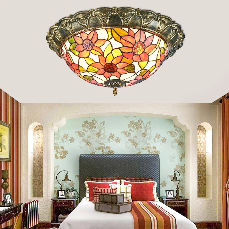 European - Style Tiffany Circular Ceiling Lamp - Retro Elegance For Living Rooms Bedrooms Corridors