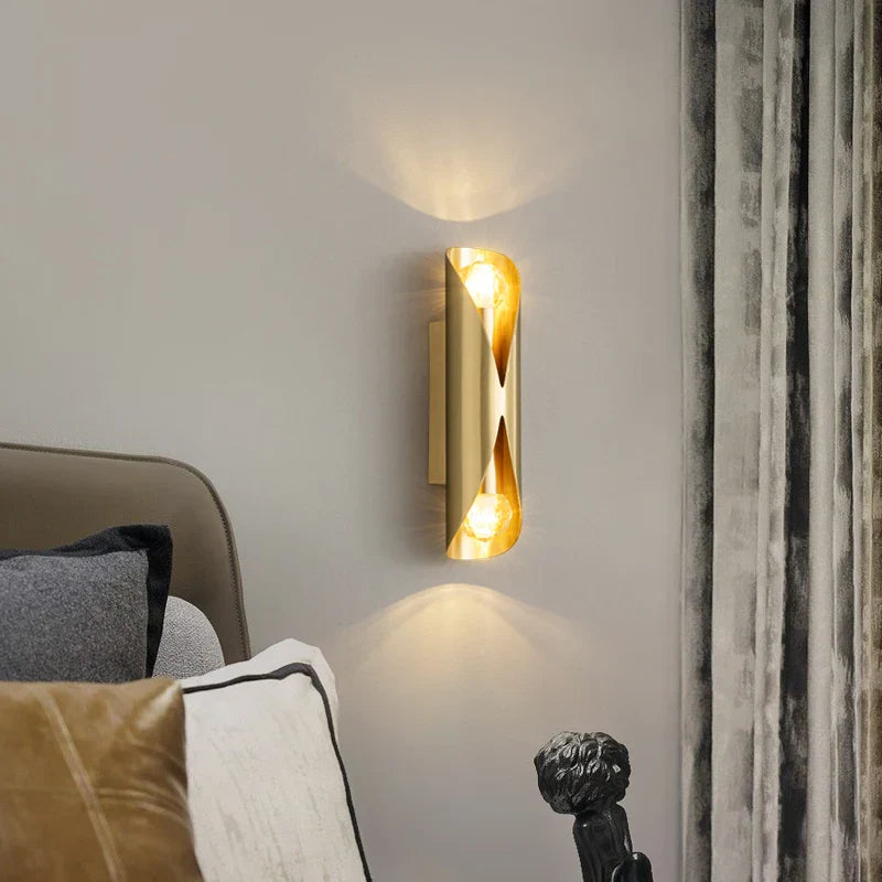 Devin’s Modern Brass Crystal Simple Wall Lamp - Elegance For Your Living Spaces Wall Lamp