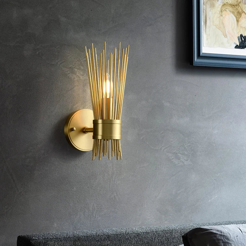 Julio’s Modern Style Brass Wall Lamp - Elegant Lighting For Your Living Spaces Wall Lamp